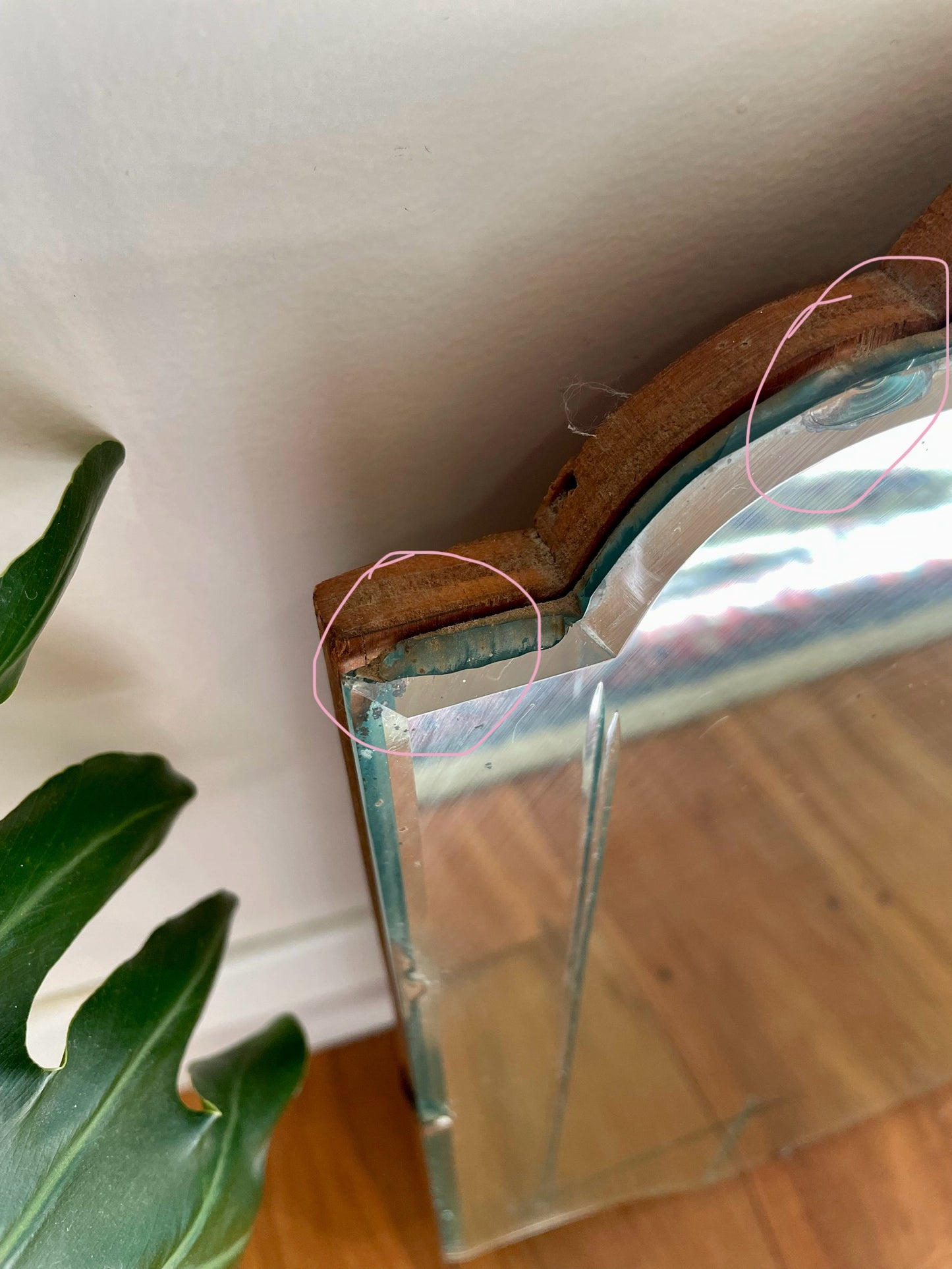 Turkish Delight - vintage Art Deco mirror with stylized pointed arch shape