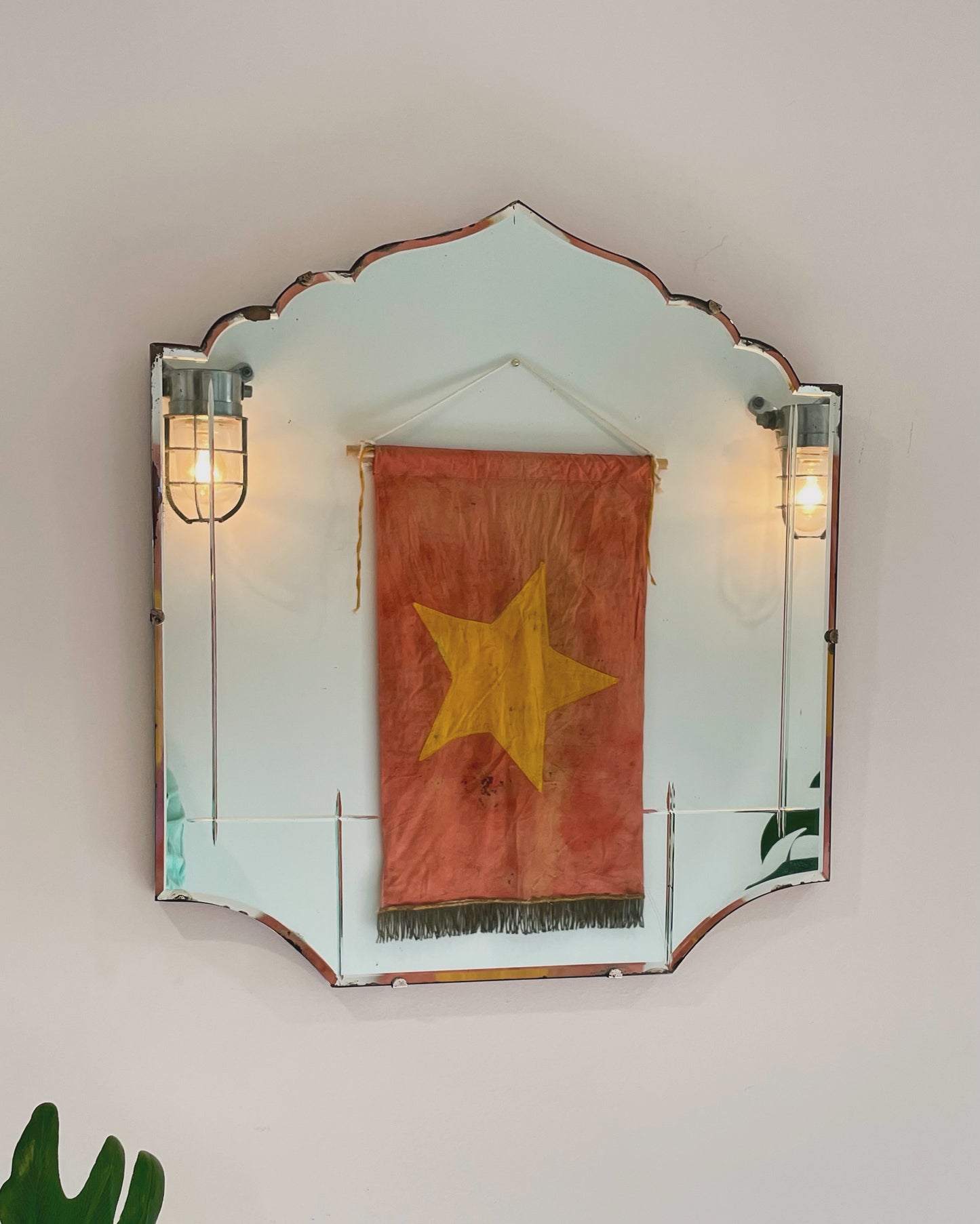Turkish Delight - vintage Art Deco mirror with stylized pointed arch shape