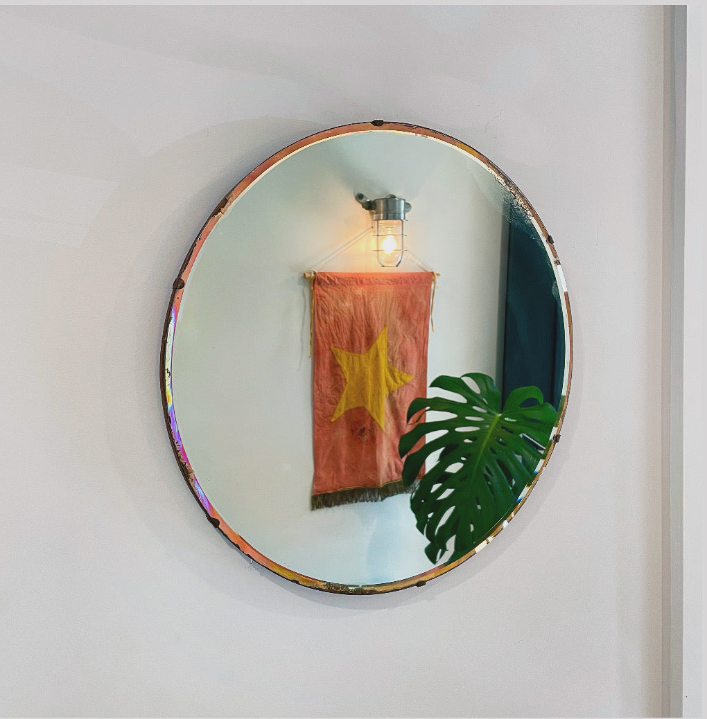18 inch round antoque mirror with beveled edges