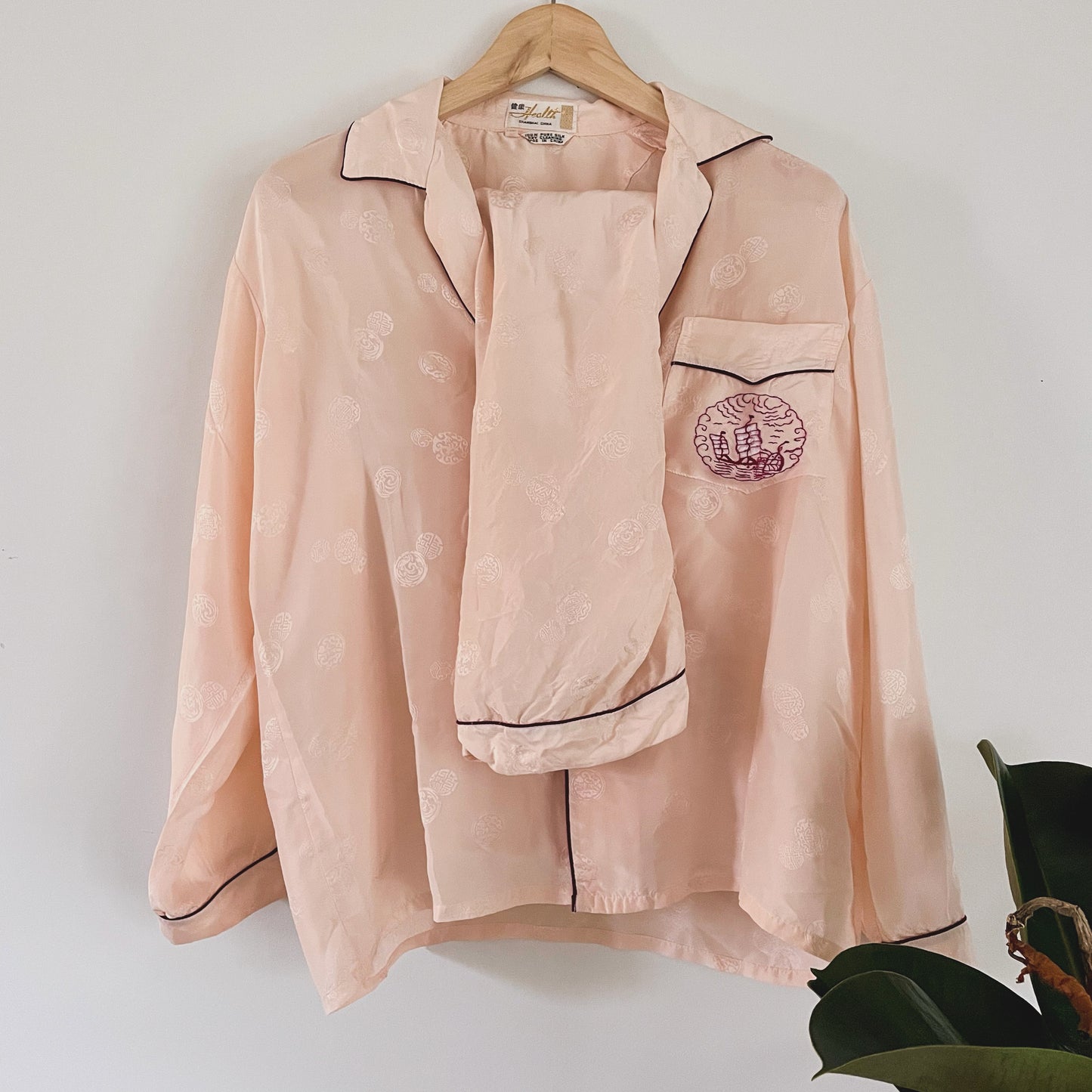 XL vintage pink silk Chinese pajama set