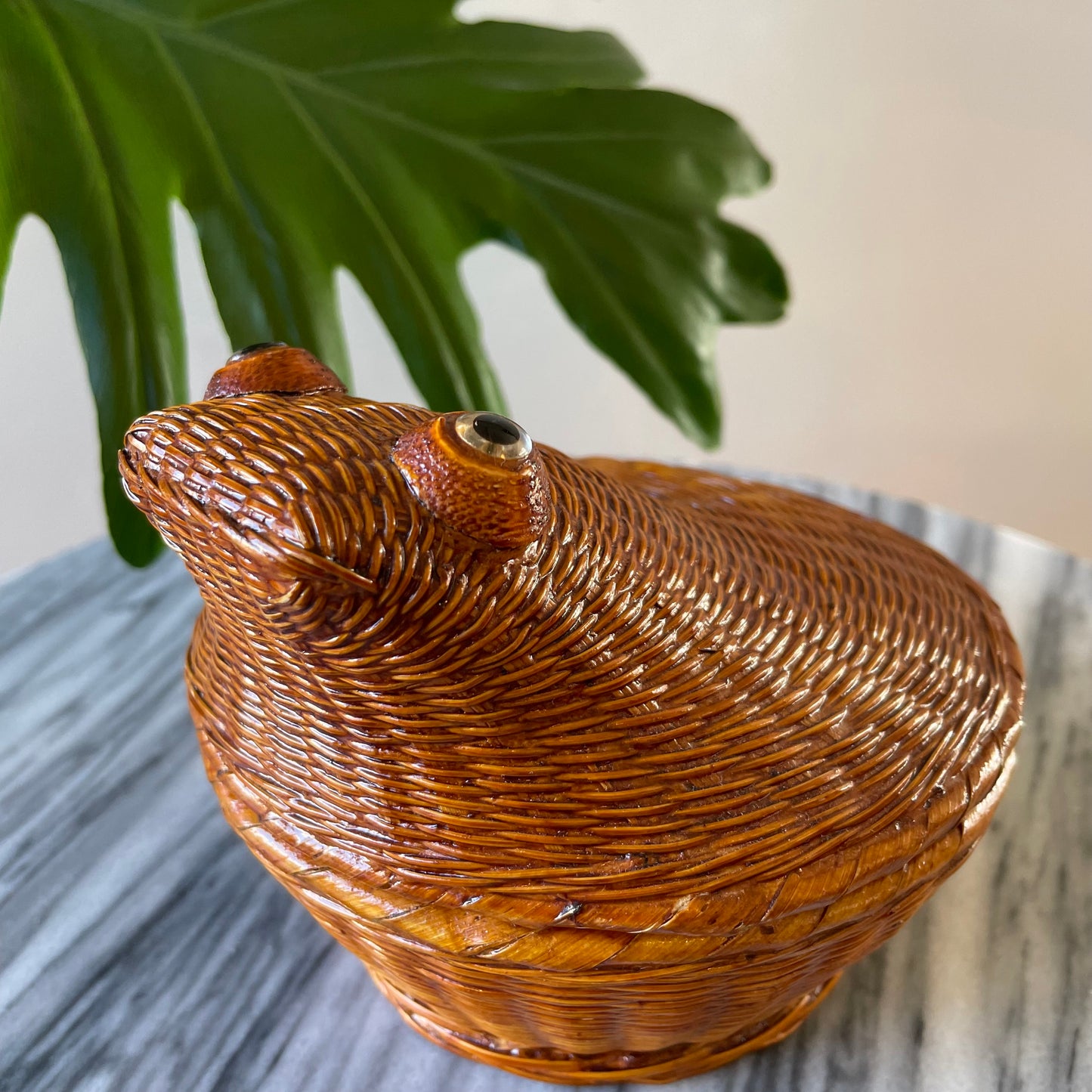 Kitchy nesting frog baskets - Chinese stacking baskets