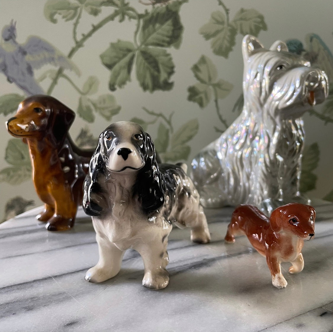 Vintage lusterware Scottish Terrier dog figurine - Scottie dog statuette