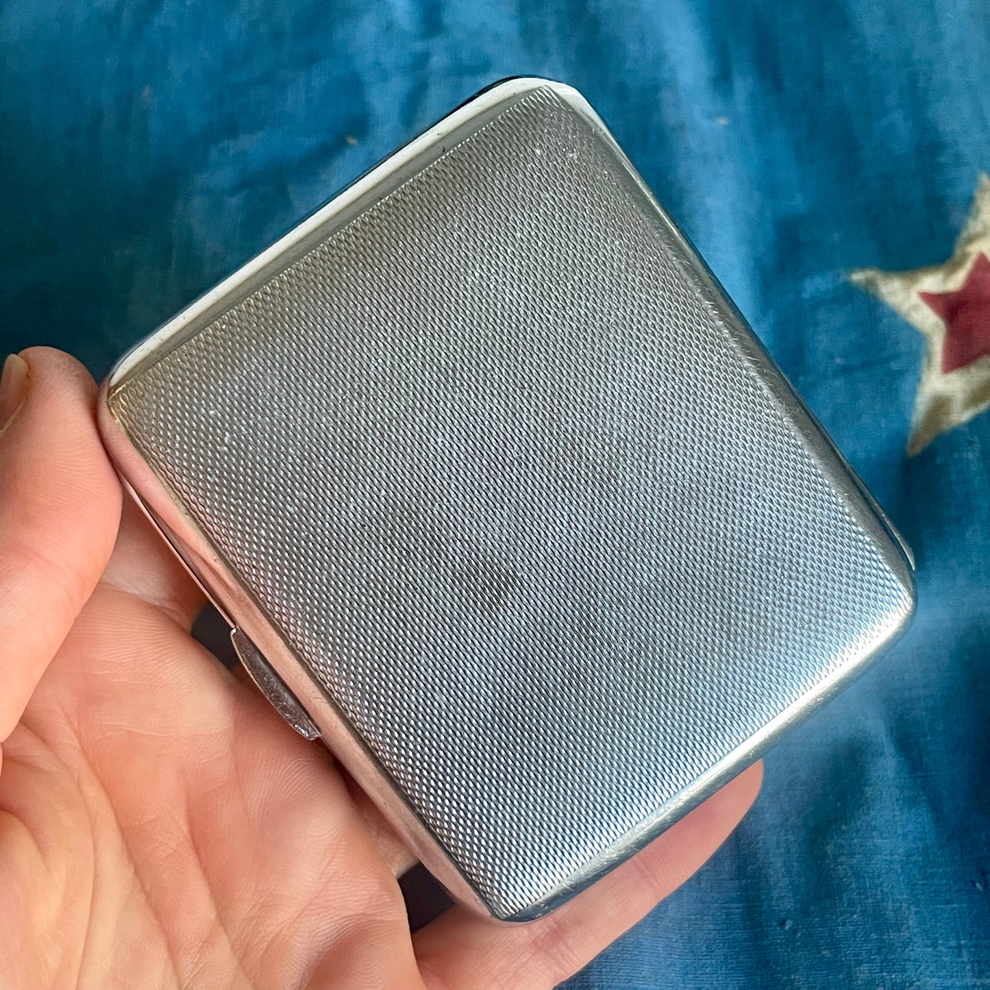 Rare WWII New Zealand tiki cigarette case / tobacco souvenir