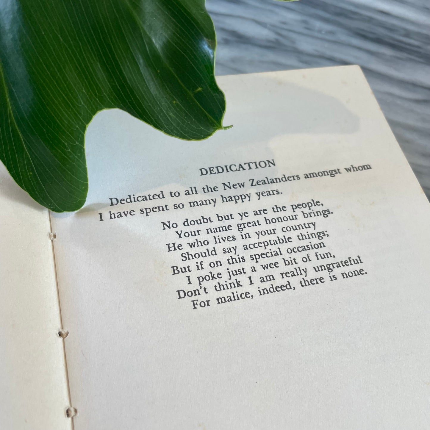 N to Z - Vintage 1953 New Zealand book - humorous gag gift for kiwi