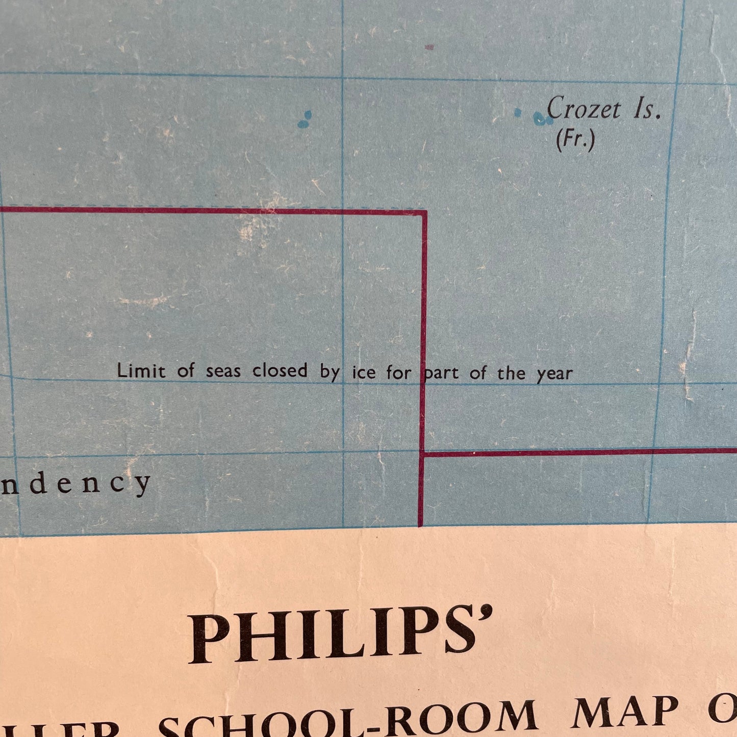 1974 world map with New Zealand at the center