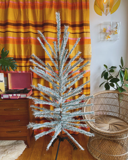 Peppermint Forest - Sparkly white and turquoise green vintage Christmas tree - 6 foot midcentury modern aluminum Xmas tree