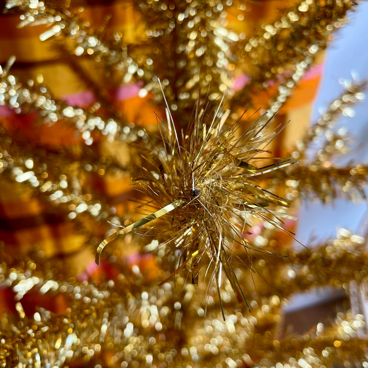 Rare 6’ Gold midcentury modern Christmas Tree - golden stainless tinsel Xmas tree