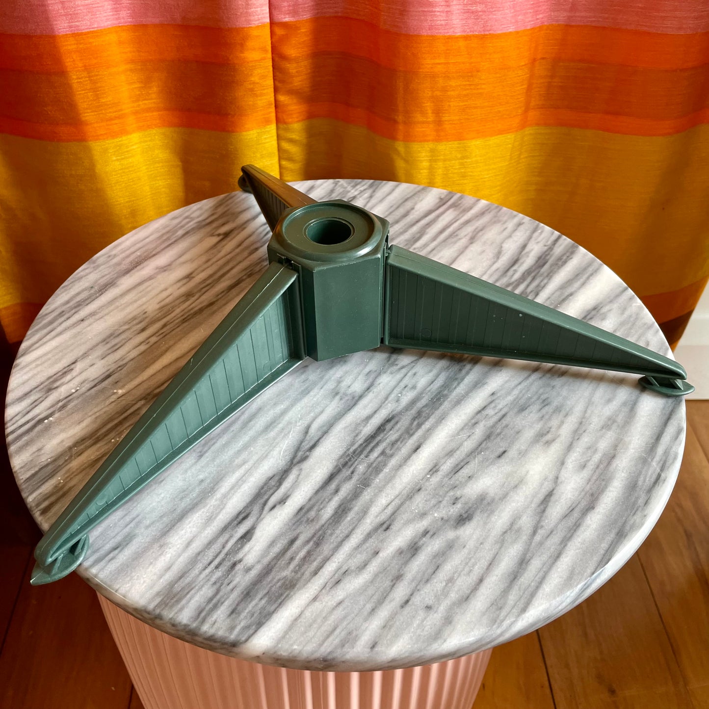 Vintage Christmas Tree Stand / green plastic collapsible Xmas tree