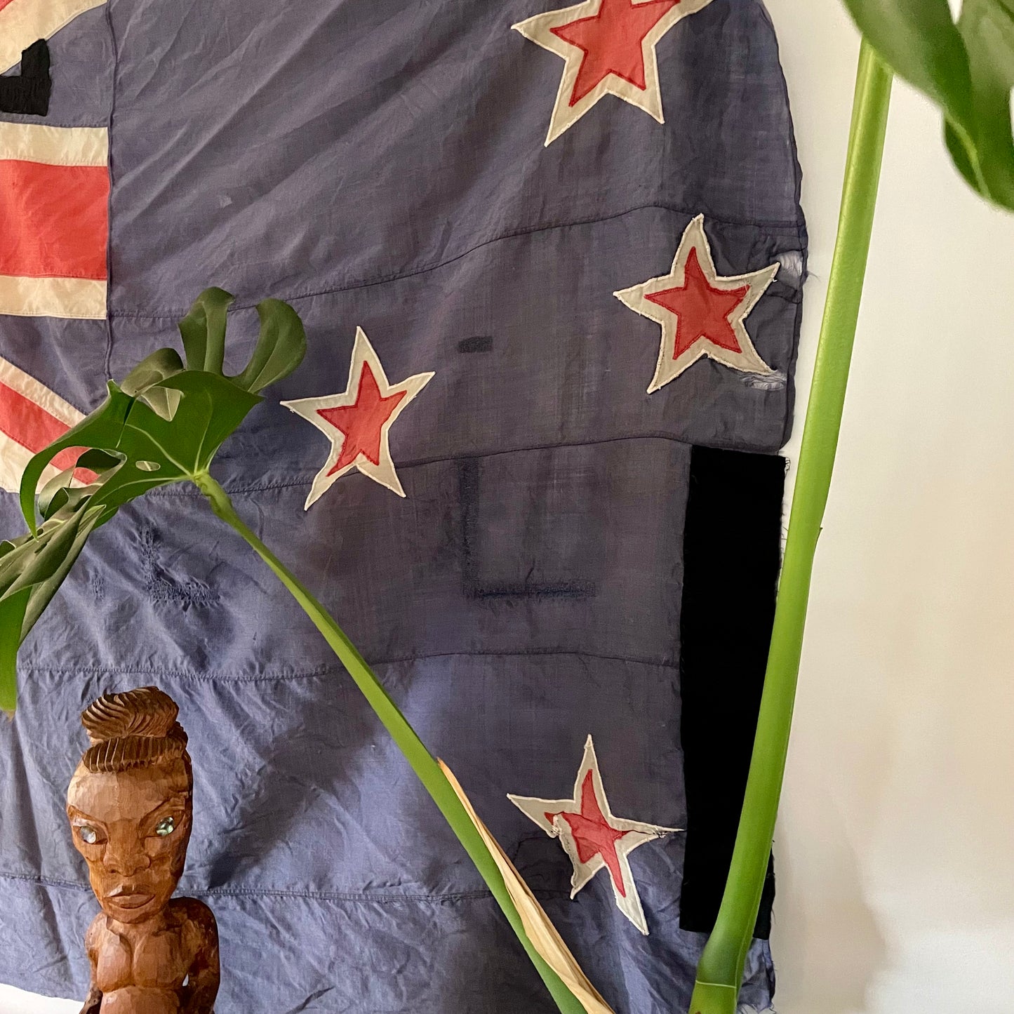 XL Antique flag of NZ flag - vintage Aotearoa New Zealand patched flag