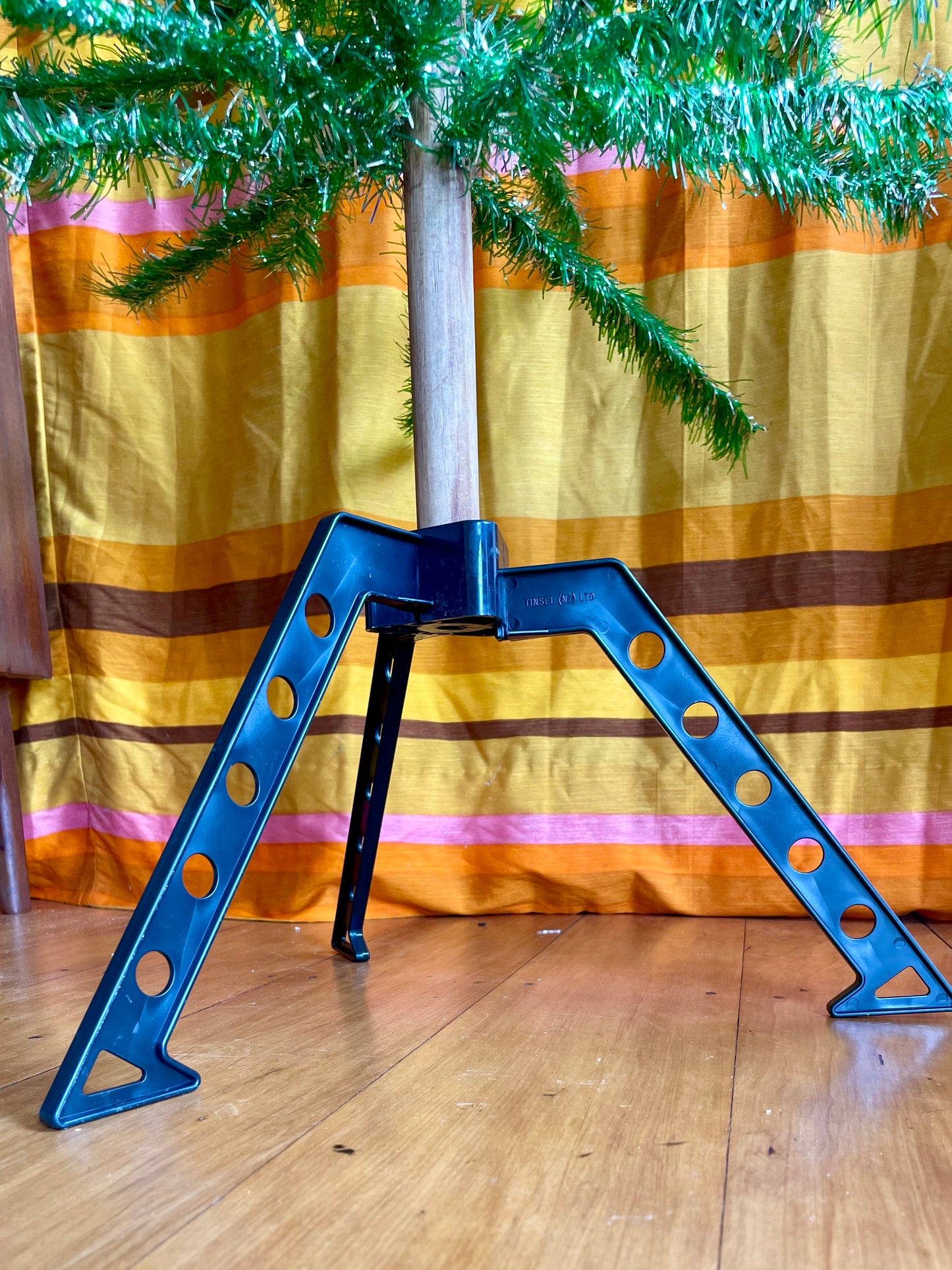 Lime green vintage Christmas tree - 6 foot midcentury modern aluminum Xmas tree - sparkly silver and green