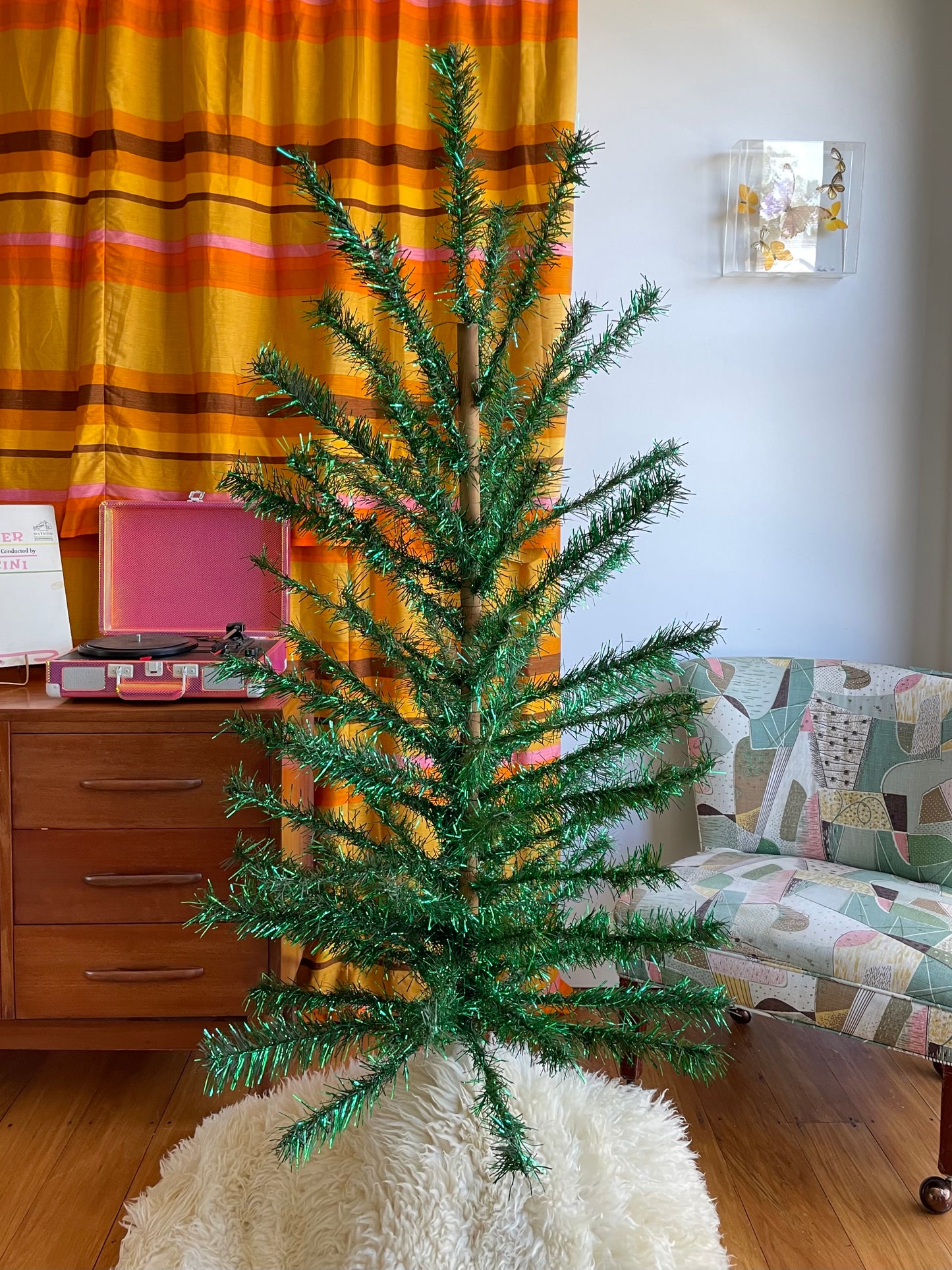 Christmas on the Bayou - retro MCM aluminum Christmas tree / tinsel xmas tree