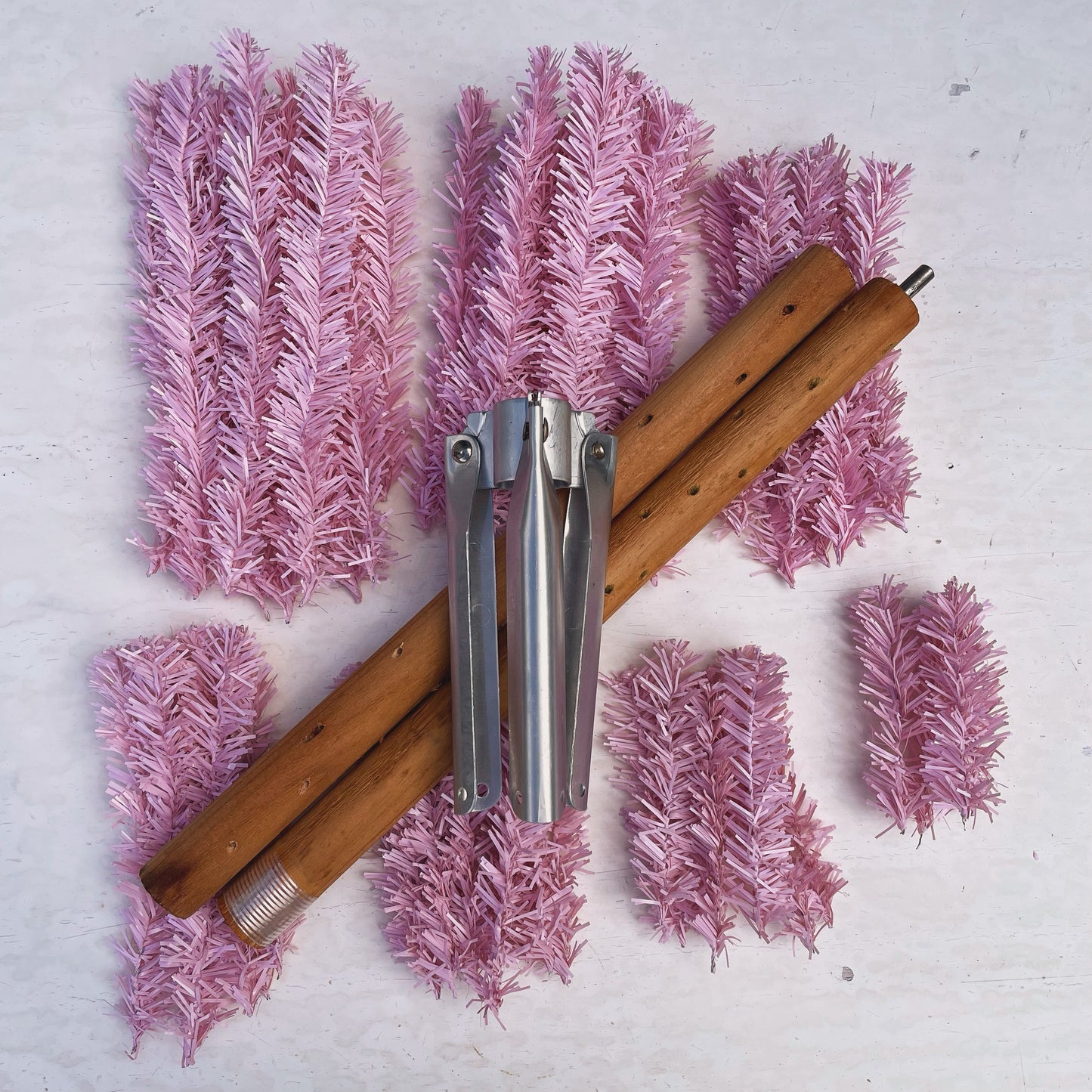 Pink Christmas tree - vintage 1980’s MCM-look Xmas tree