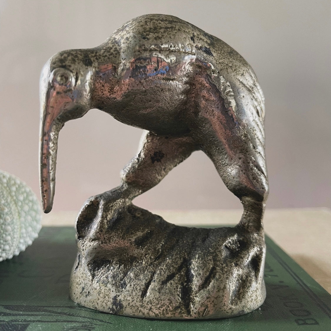Vintage metal kiwi bird - New Zealand kiwi figurine / paperweight statue