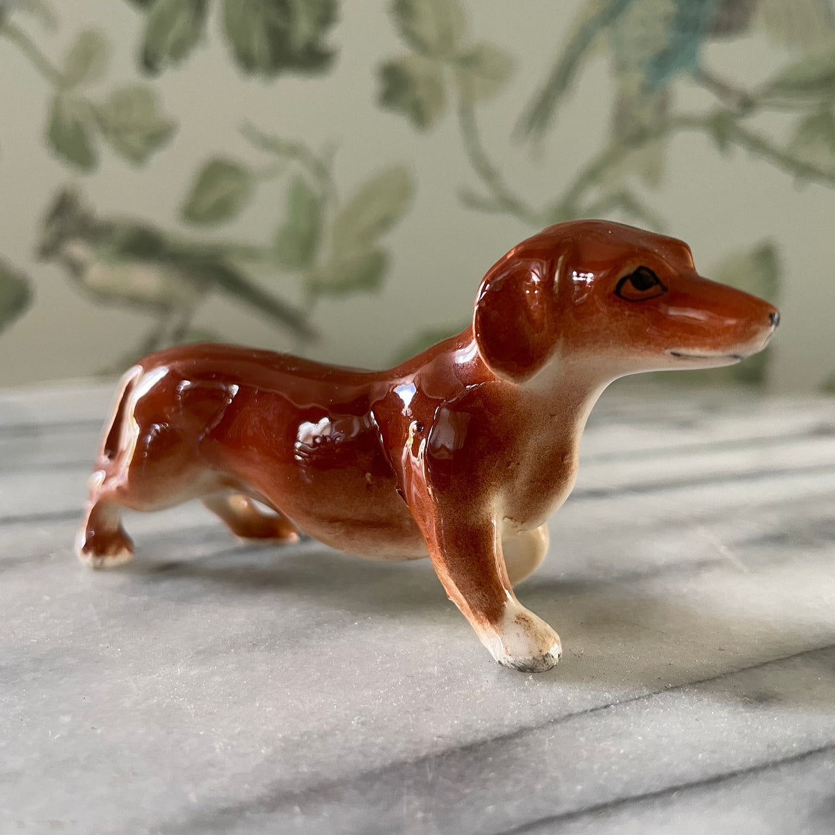 Tiny little vintage Dashund sausage dog figurine