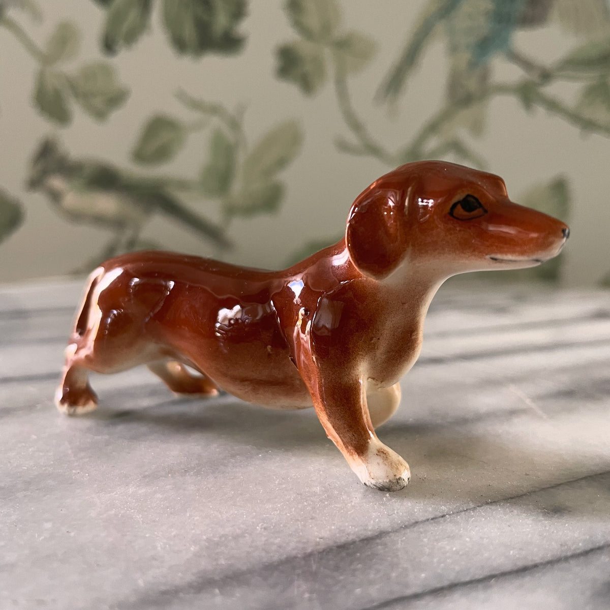 Tiny little vintage Dashund sausage dog figurine
