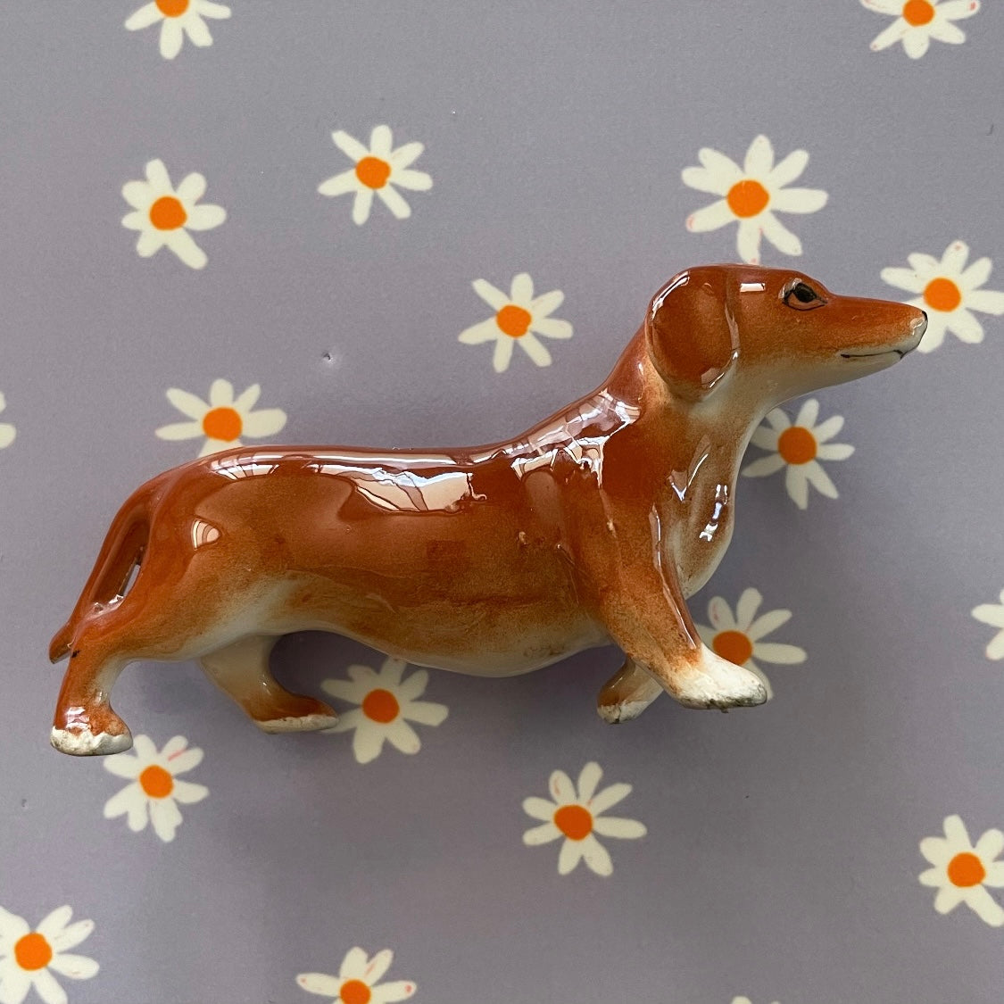 Tiny little vintage Dashund sausage dog figurine