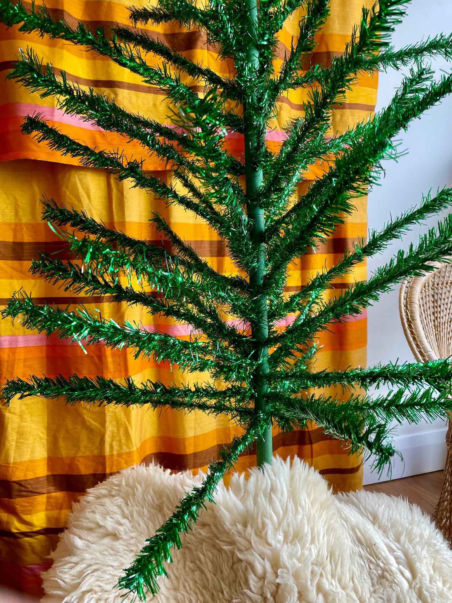 Shiny green vintage Christmas tree - 6 foot midcentury modern aluminum Xmas tree