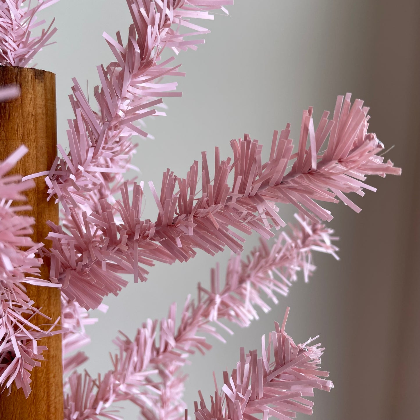 Pink Christmas tree - vintage 1980’s MCM-look Xmas tree