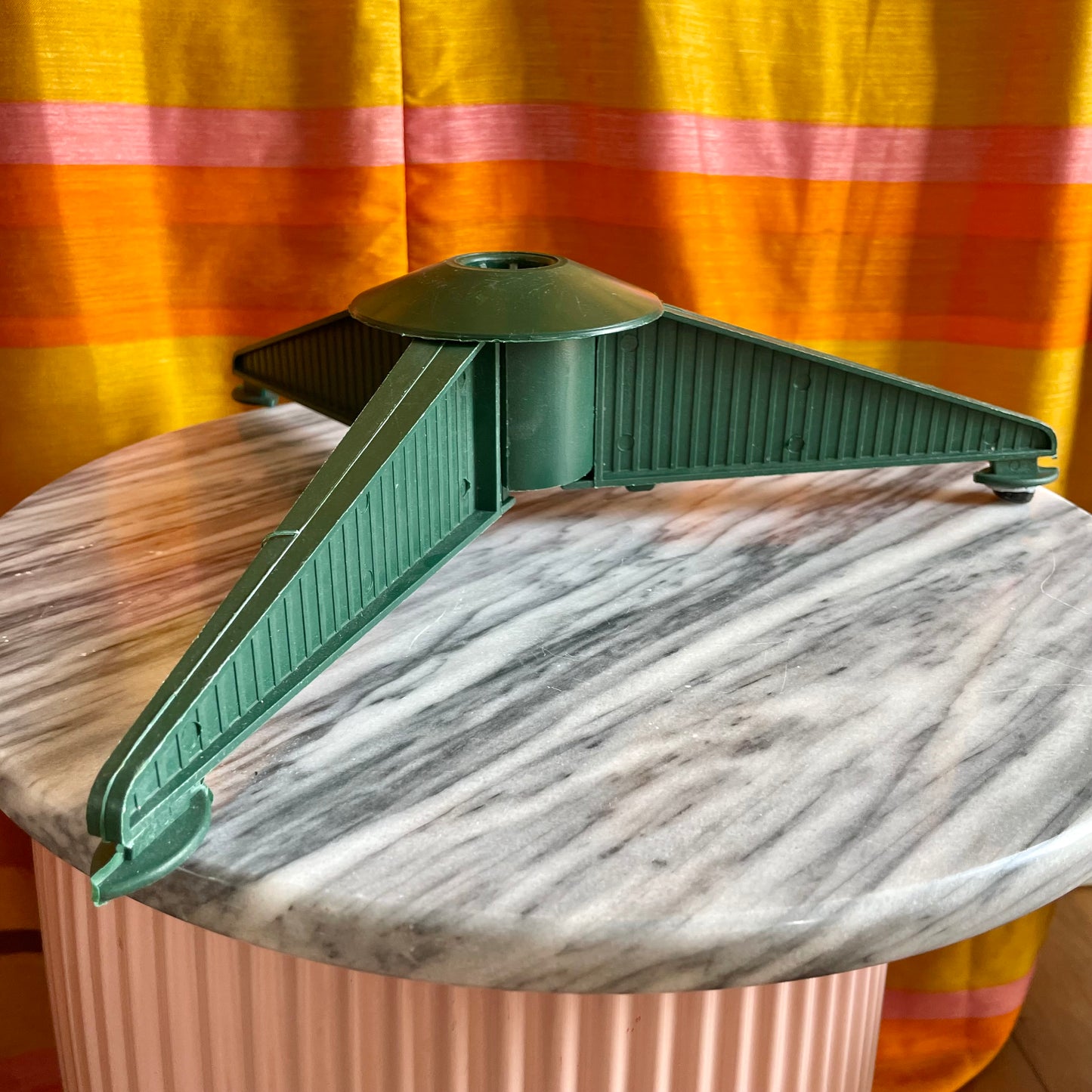 Vintage Christmas Tree Stand / green plastic collapsible Xmas tree stand