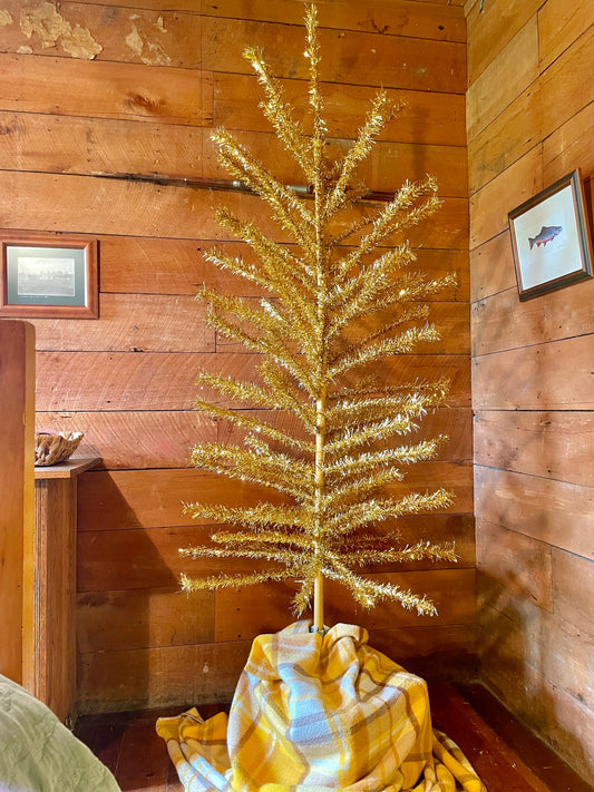 Rare 6’ Gold midcentury modern Christmas Tree - golden stainless tinsel Xmas tree