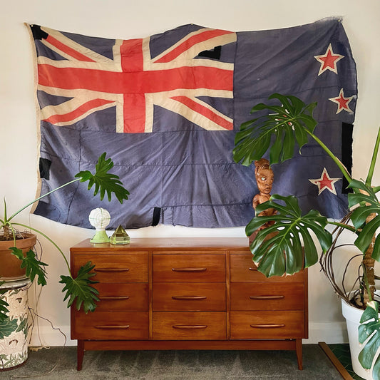 XL Antique flag of NZ flag - vintage Aotearoa New Zealand patched flag