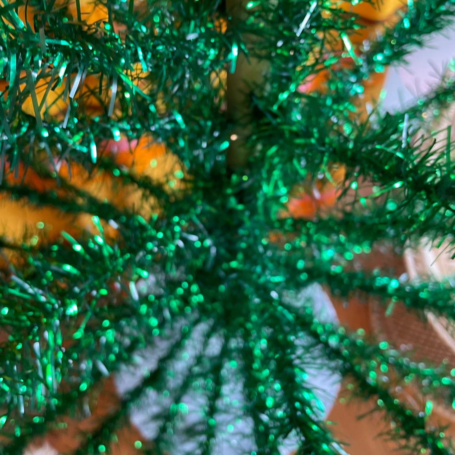 Evergreen tree - Sparkly green vintage Christmas tree - 4 foot midcentury modern aluminum Xmas tree