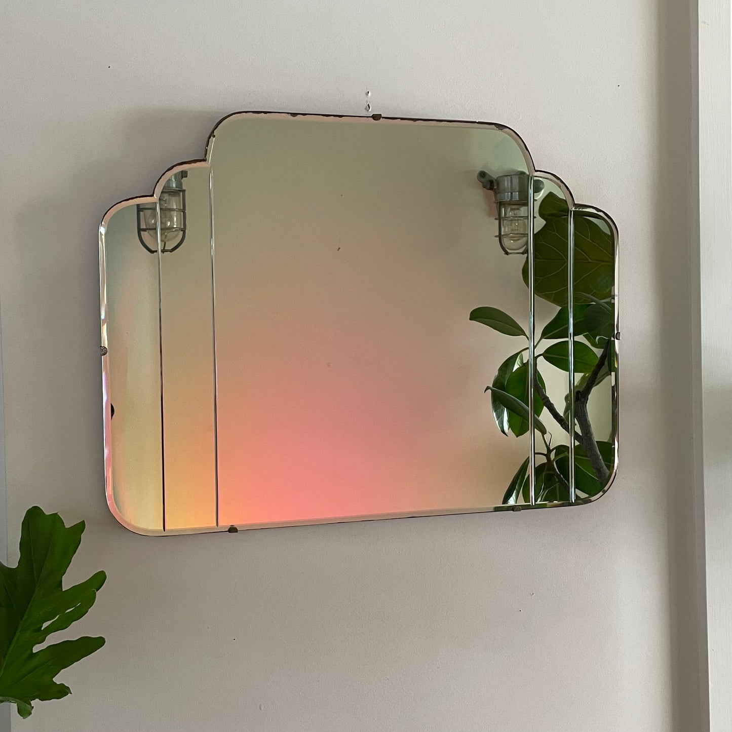 Falling water - Art Deco mirror in waterfall style