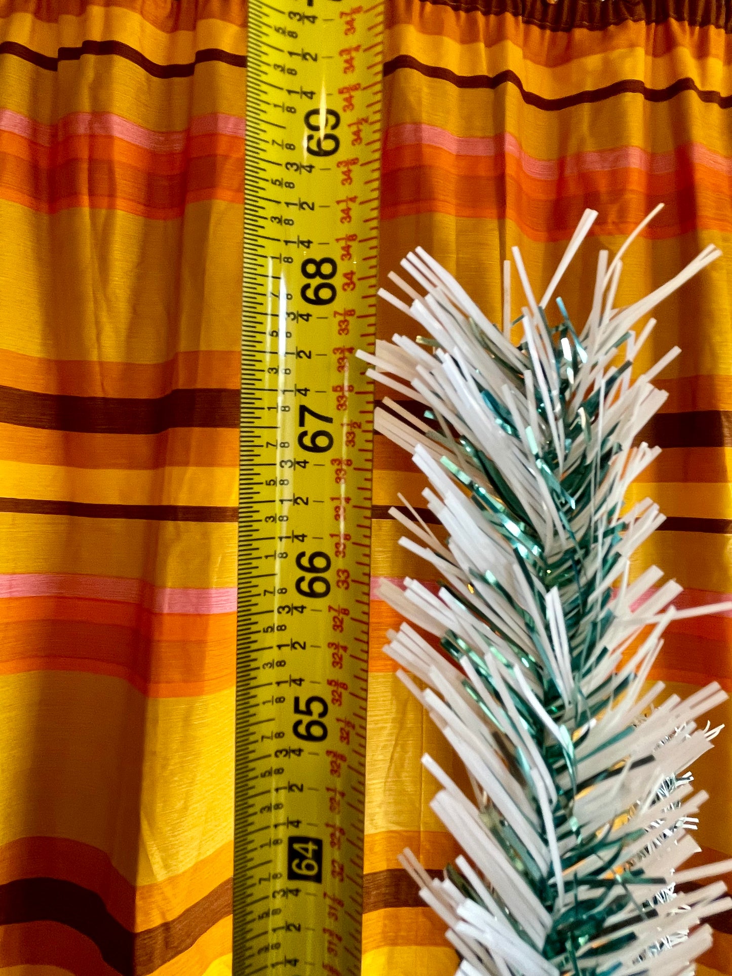 Merry & Bright - Sparkly green and silver vintage Christmas tree - 5 foot midcentury modern aluminum Xmas tree