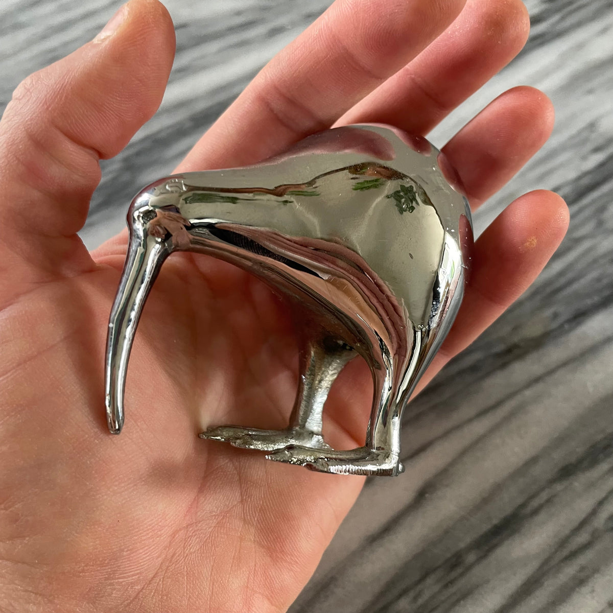 Vintage silver kiwi bird - New Zealand metal kiwi figurine / paperweight statue
