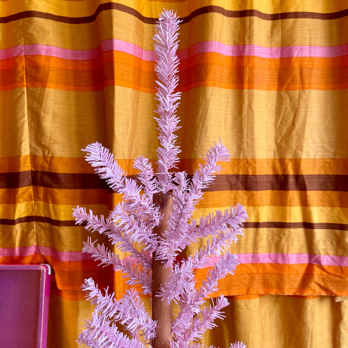 Pink Christmas tree - vintage 1980’s MCM-look Xmas tree