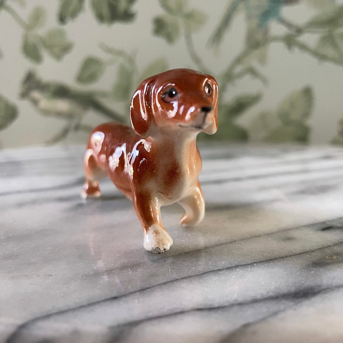 Tiny little vintage Dashund sausage dog figurine