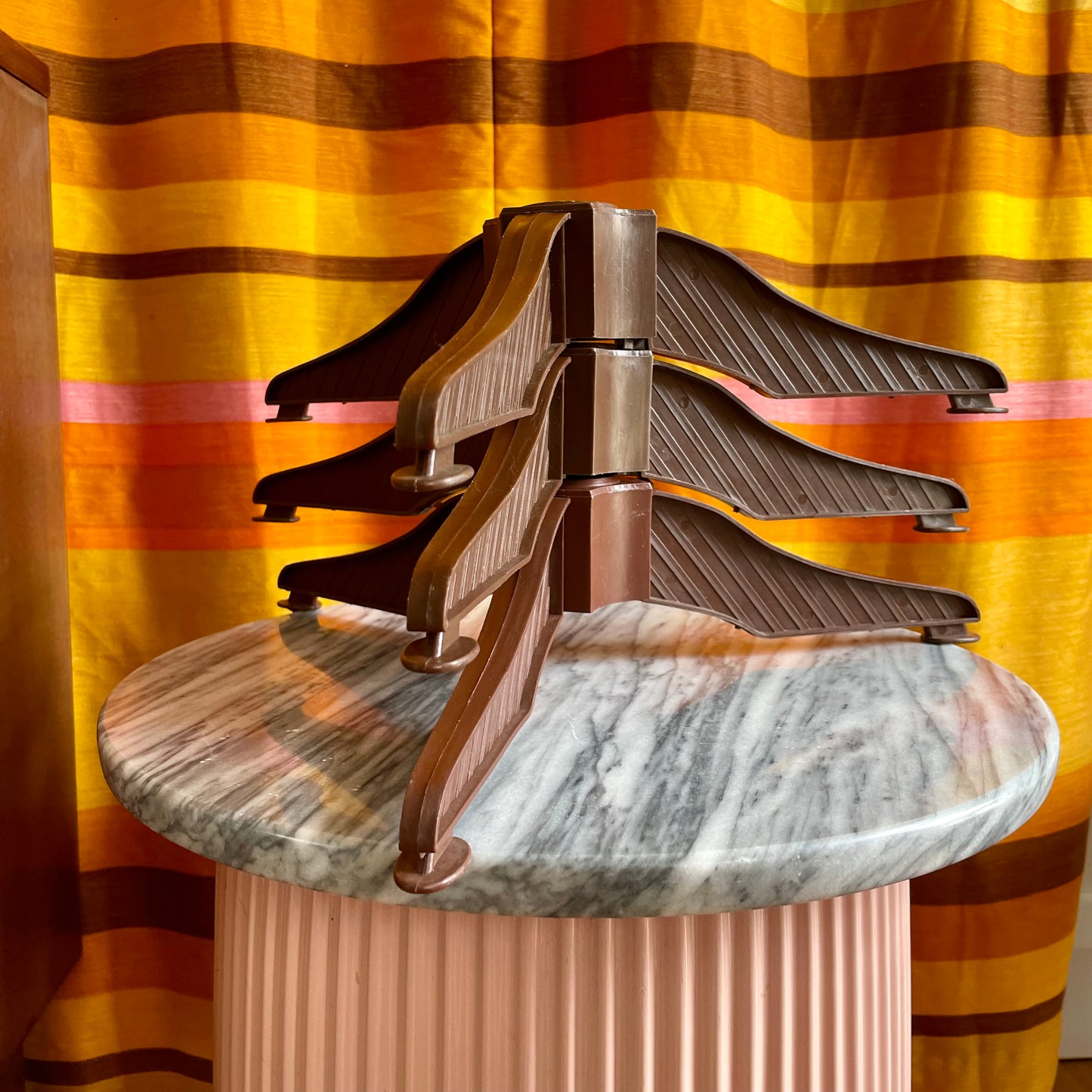 1970’s Christmas Tree Stand / brown plastic collapsible Xmas tree stand