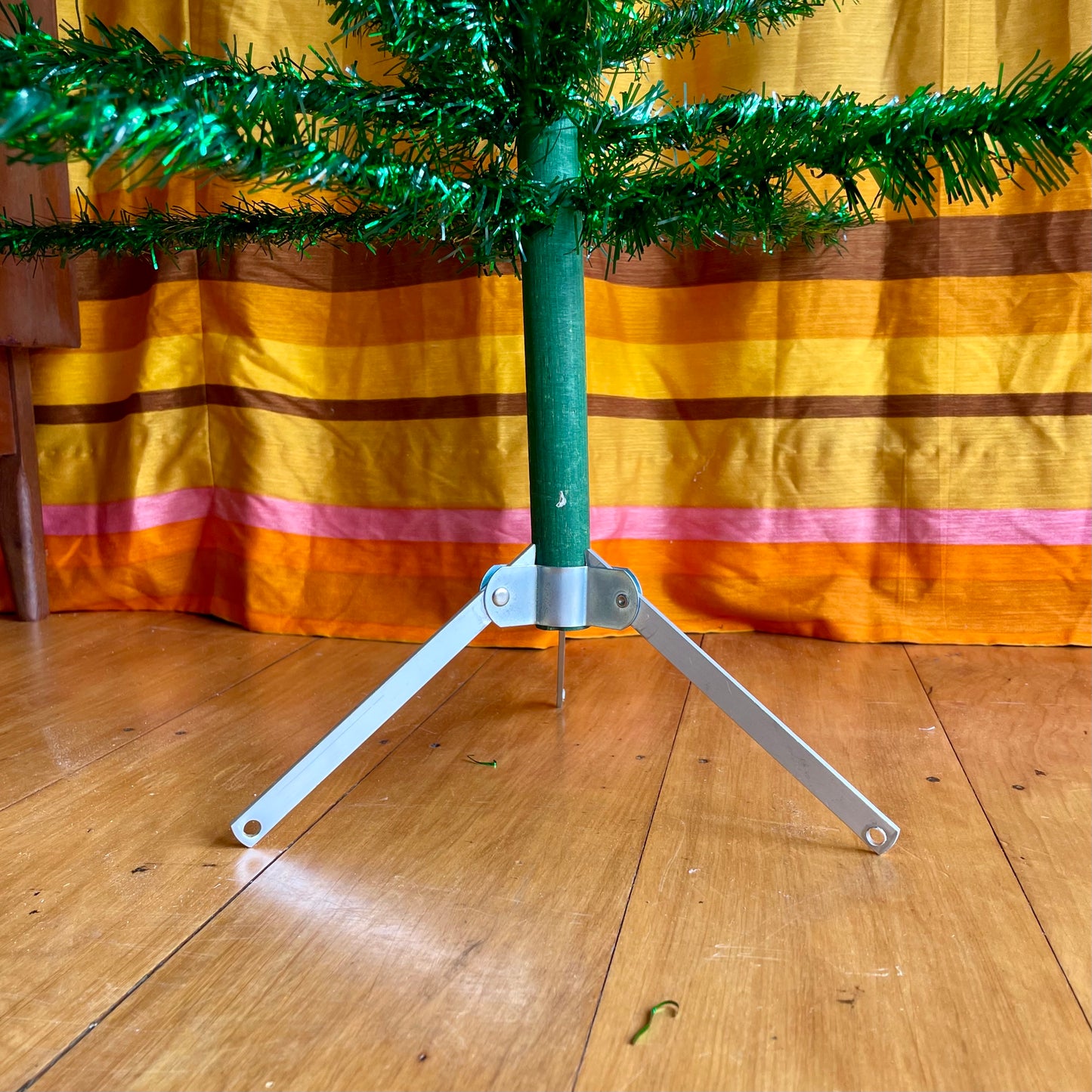 Shiny green vintage Christmas tree - 6 foot midcentury modern aluminum Xmas tree
