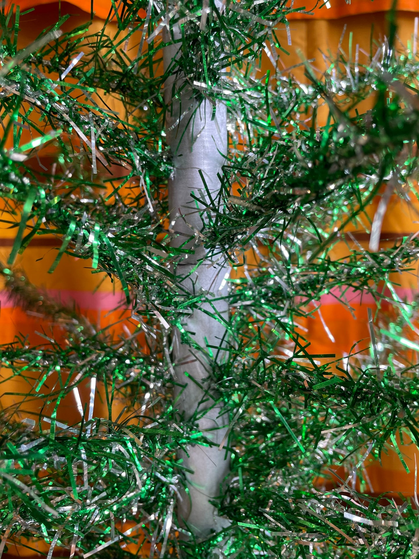 Merry & Bright - Sparkly green and silver vintage Christmas tree - 5 foot midcentury modern aluminum Xmas tree