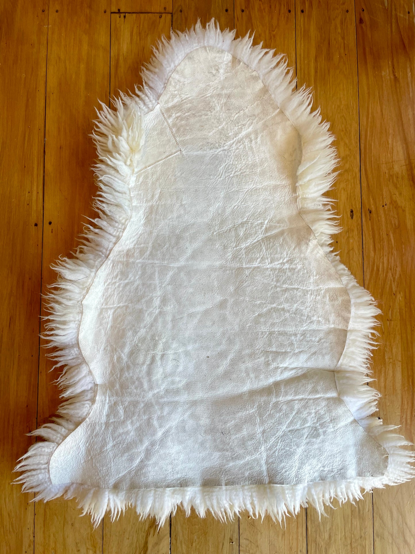 New Zealand Sheepskin tree skirt