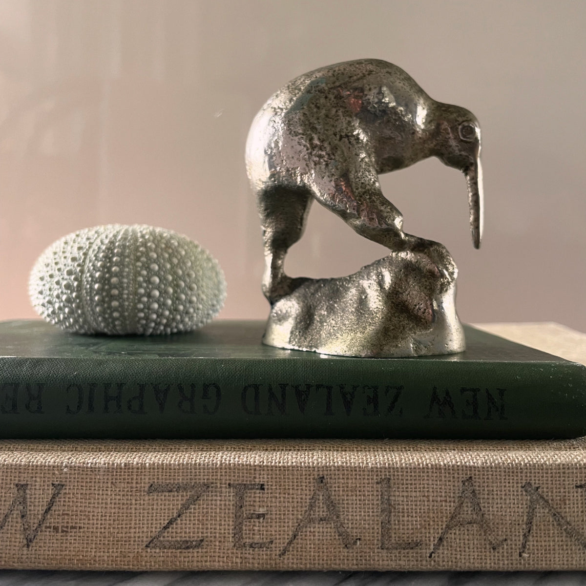 Vintage metal kiwi bird - New Zealand kiwi figurine / paperweight statue