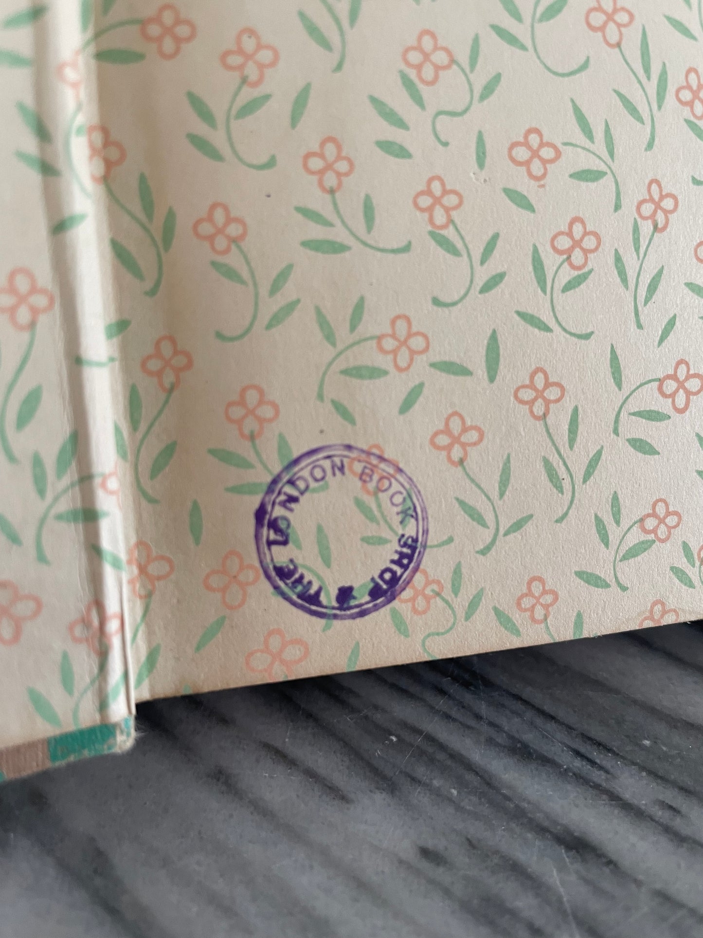 1949 vintage Anne of the Island book from New Zealand / London