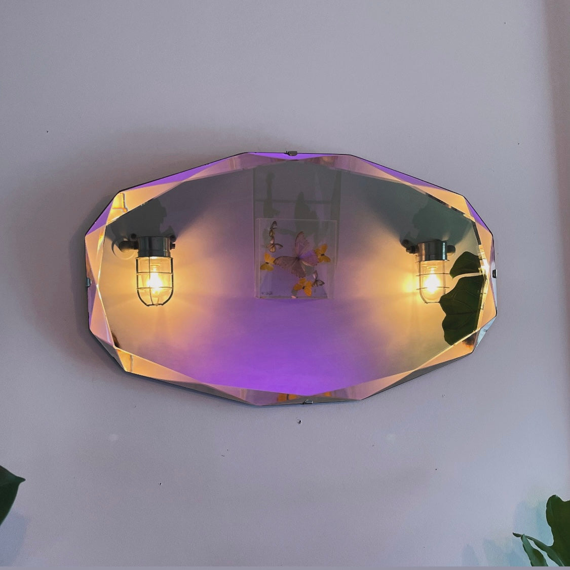 Art deco mirror with diamond faceted beveled edges and 12 sides - horizontal