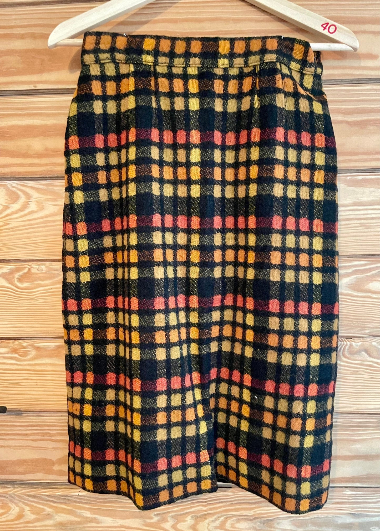 Bold patterned vintage wool pencil skirt - orange, yellow & black - F-11