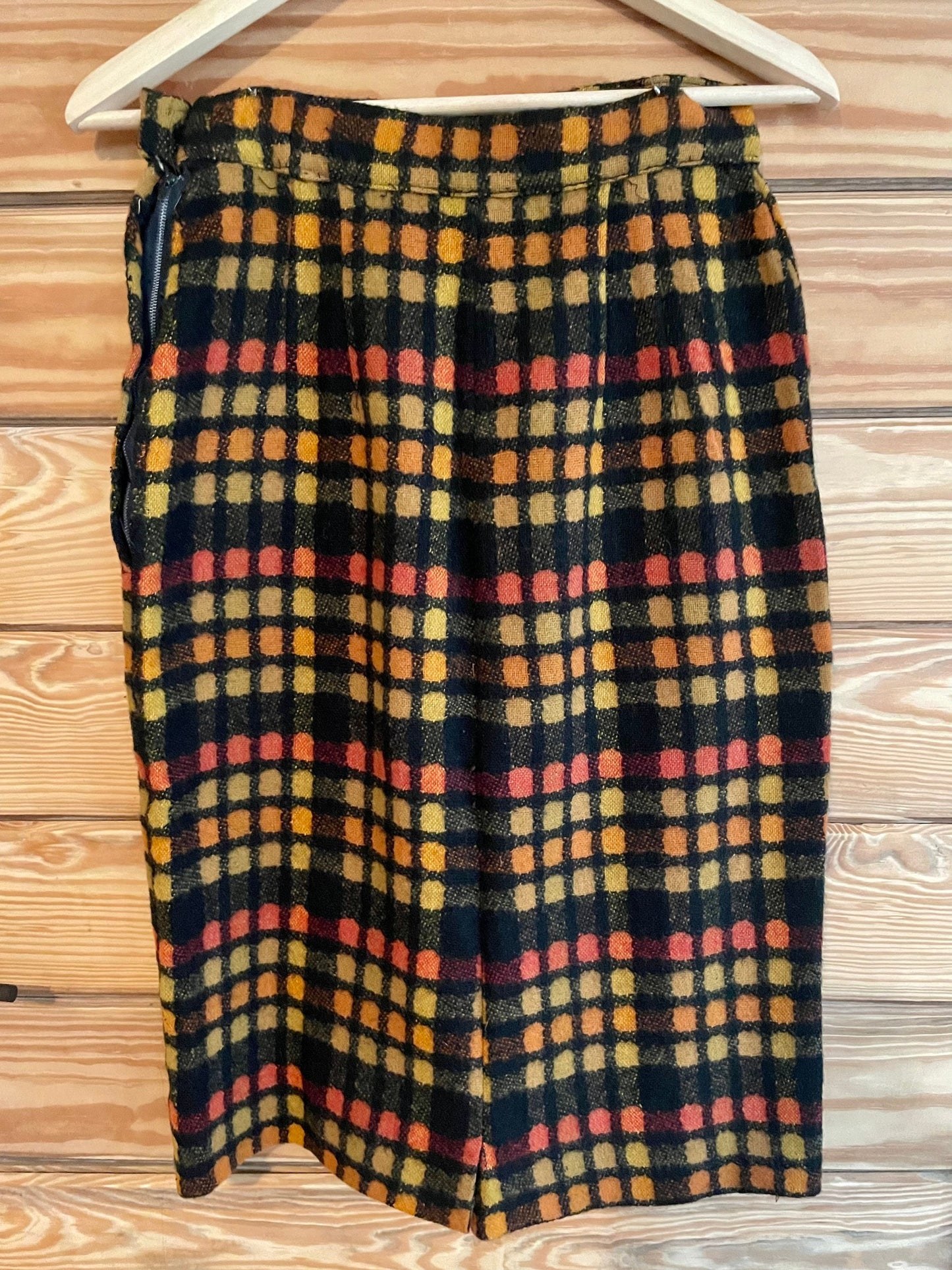 Bold patterned vintage wool pencil skirt - orange, yellow & black - F-11