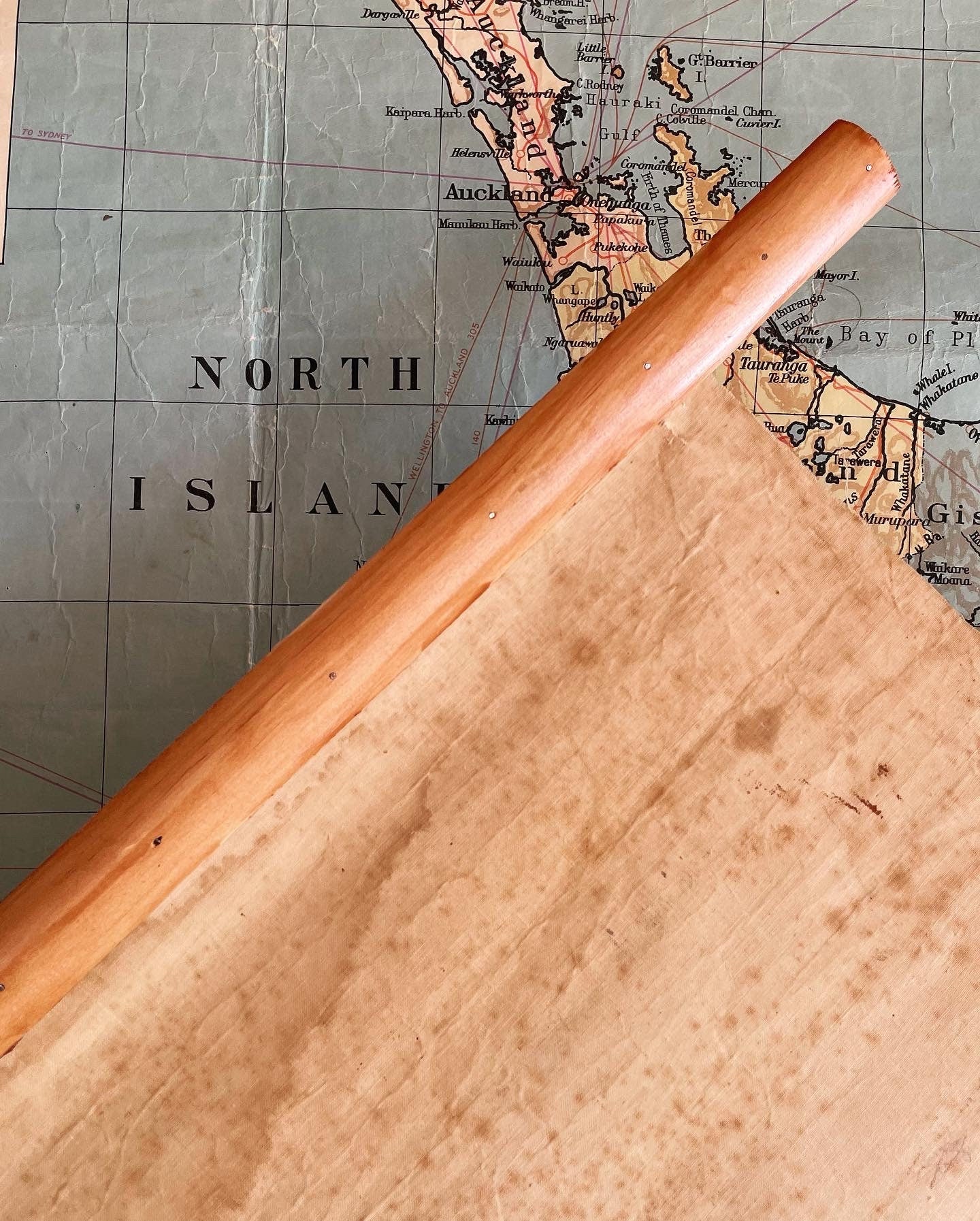 Rare 1957 large schoolroom map of New Zealand - pull down canvas chart