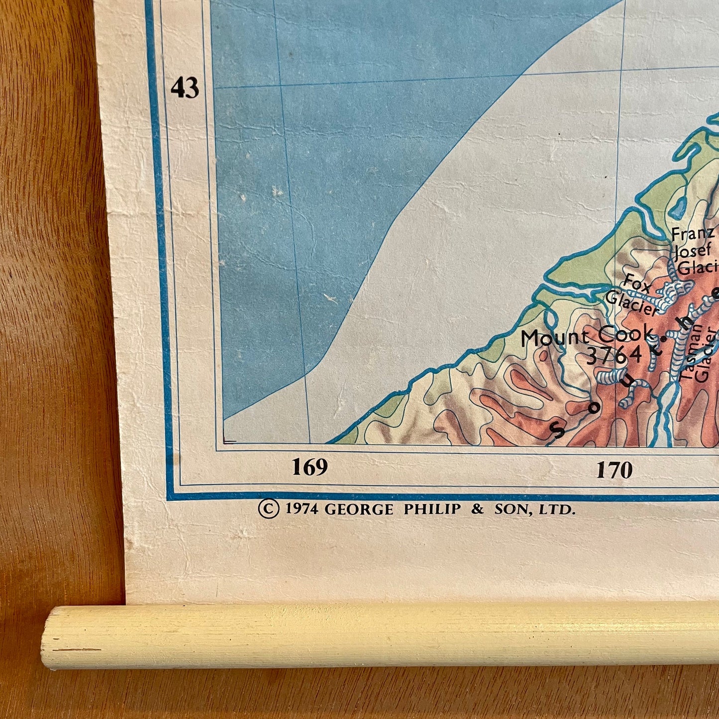 1974 vintage school map of New Zealand - North Island chart