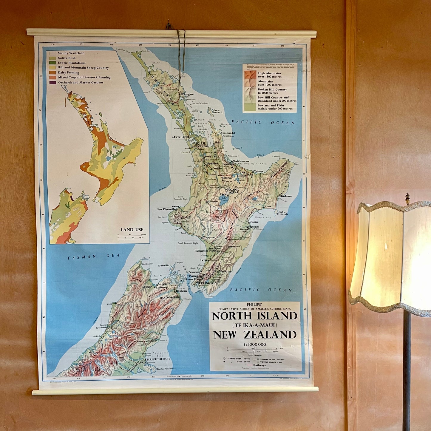 1974 vintage school map of New Zealand - North Island chart