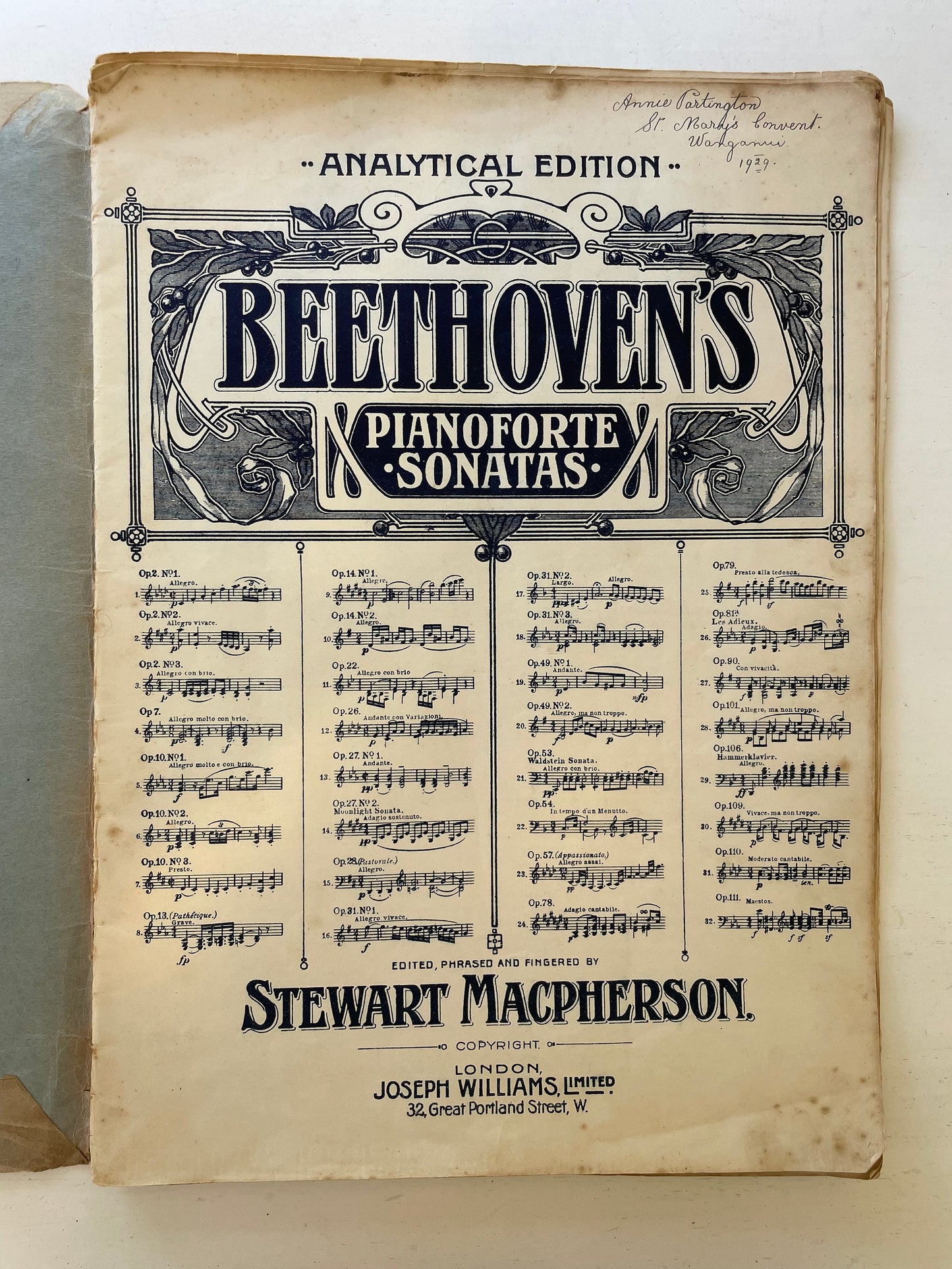 Antique sheet music - Beethovens Sonatas for Pianoforte - signed 1929 from New Zealand