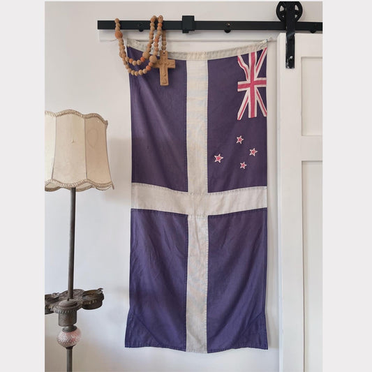 Vintage New Zealand nautical flag - Ensign of the Royal New Zealand Yacht Squadron