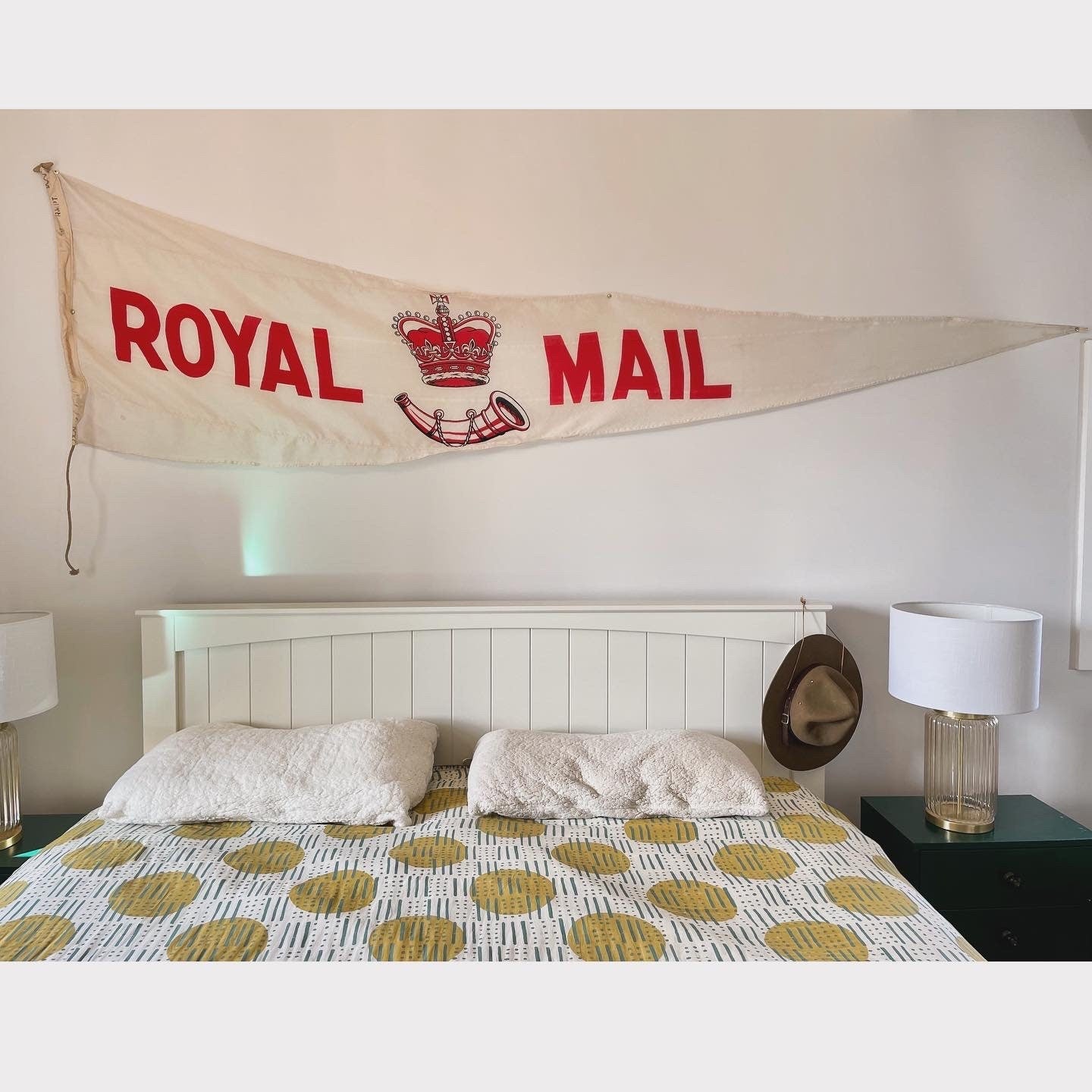 Vintage Royal Mail pennant flag - United Kingdom RMS nautical ship flag