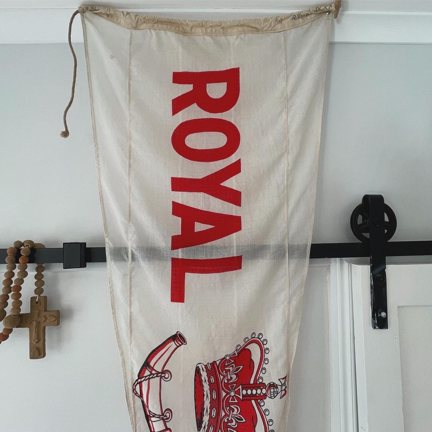 Vintage Royal Mail pennant flag - United Kingdom RMS nautical ship flag